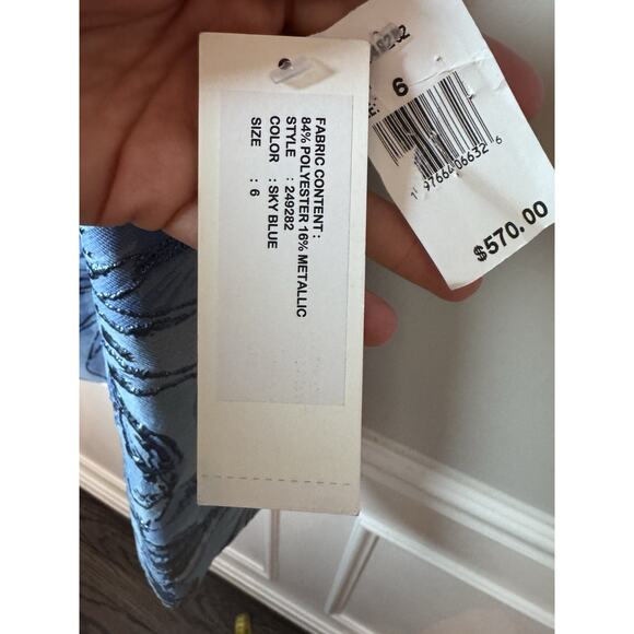 Rickie Freeman for Teri Jon Bell-Sleeve Metallic Floral Jacquard Dress Sz 6 NWT - Picture 6 of 16